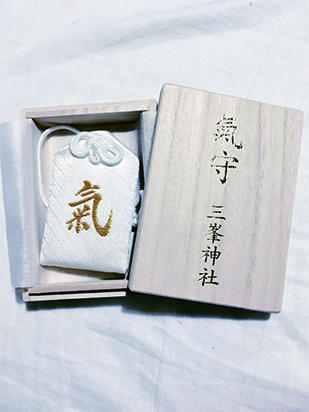 白い氣守り 三峯神社 | おまいり日和Blog | おまいり日和Blog