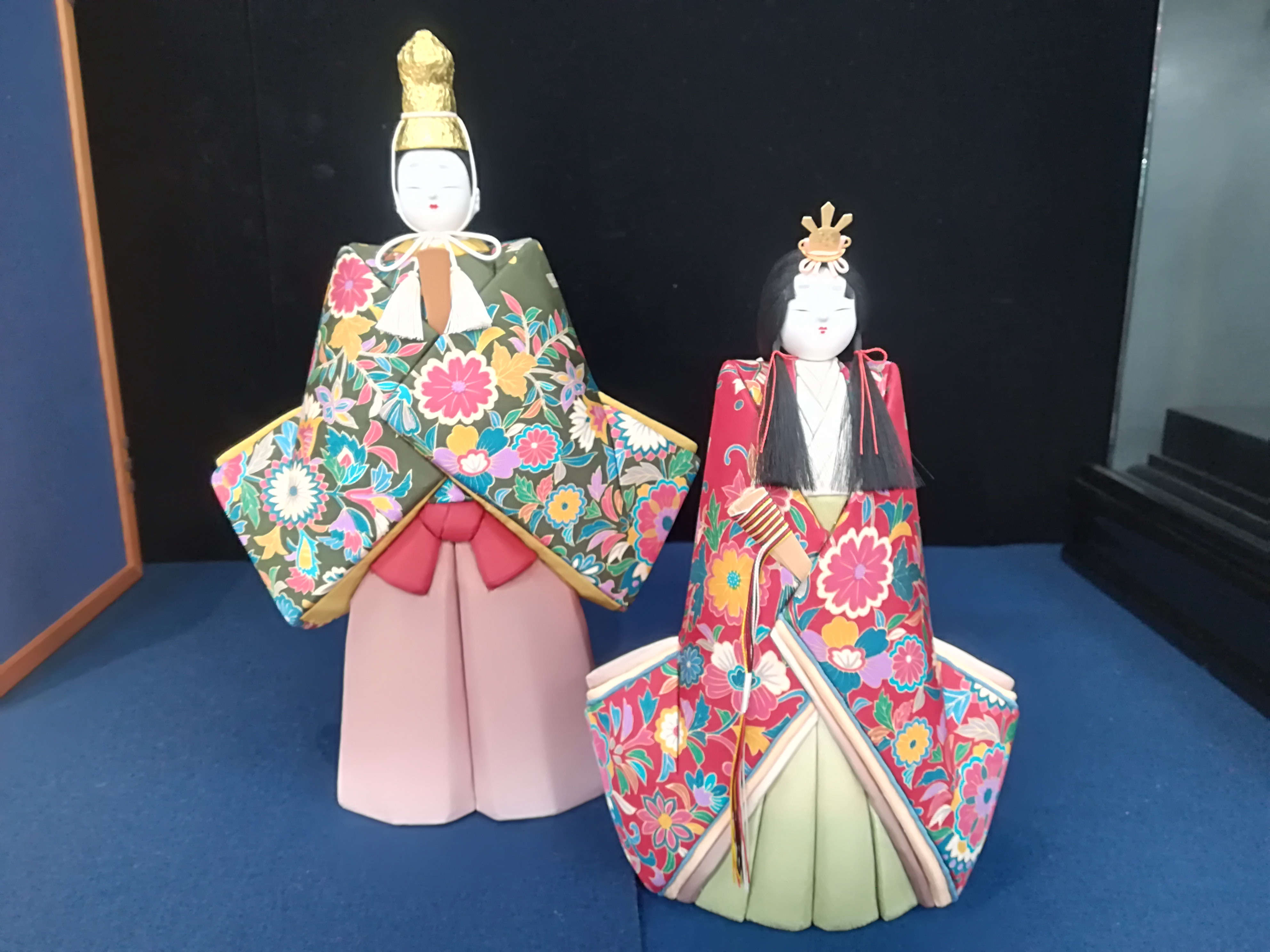 〆切絣の持つ美しさ「雛人形のコラム」 | 人形の東玉