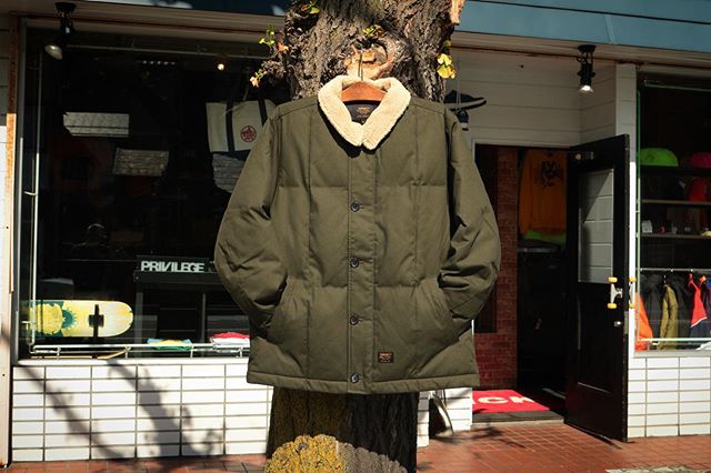 ヘビーアウターもしっかり入荷してます️ 朝晩冷え込む新潟市、早めに