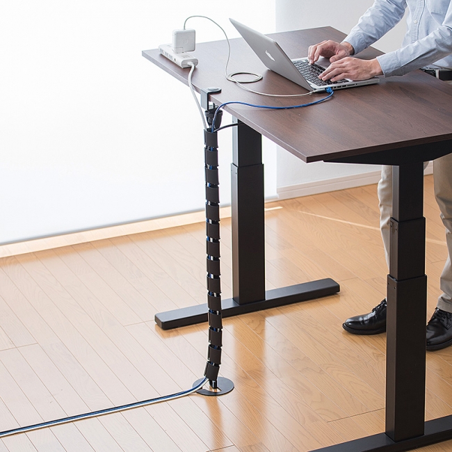 ガス圧昇降デスクに新色追加！ガス圧昇降デスクとクランプで取付け