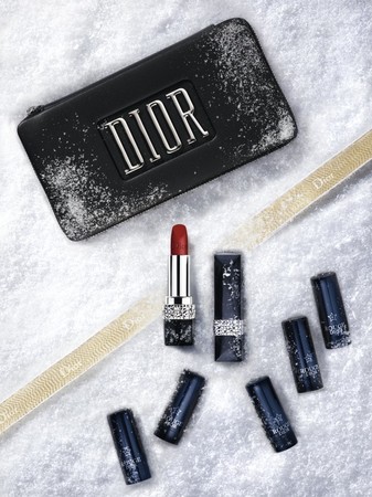 ディオールからロックなクチュールケースに収められたルージュ