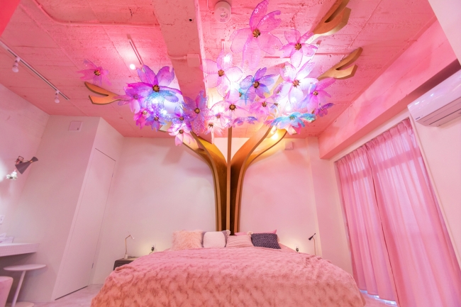 原宿の街に泊まれるMOSHI MOSHI ROOMS 第1弾「SAKURA」が完成