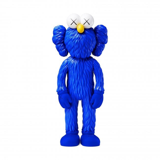 MoMA Design Store】KAWS BFFフィギュア、明日18日(土)午前11時発売