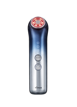 3種類のRF(ラジオ波)を組み合わせた「トリプルブーストRF」とEMSを搭載