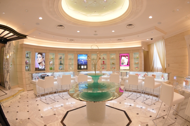 ルミエ・パリ、エステサロン専売スキンケア「セルグレース」新発売