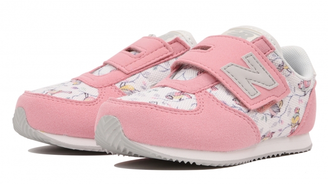 ニューバランス×キャス キッドソン」コラボレーション キャス