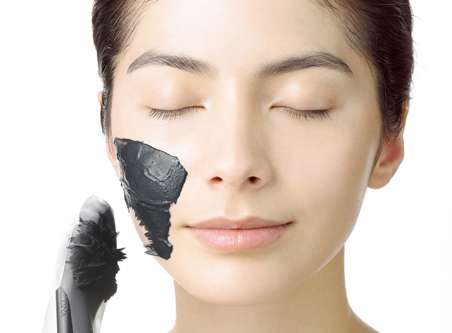 マドンナと共同開発したスキンケアブランドMDNA SKINより、MASK