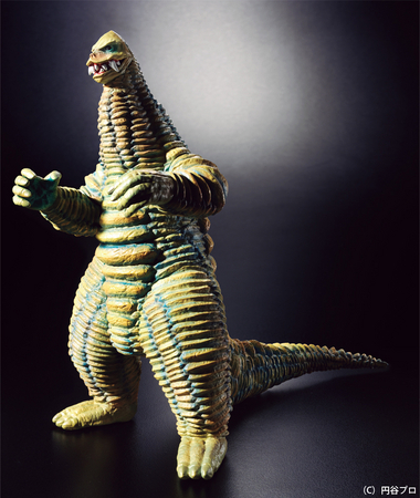 全高約400mm！円谷プロの造形部門が手掛けた「レッドキング」の巨大