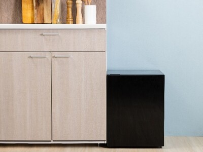 Abitelax】“ちょうどいいサイズ”の41Lコンパクト冷凍庫 発売 企業