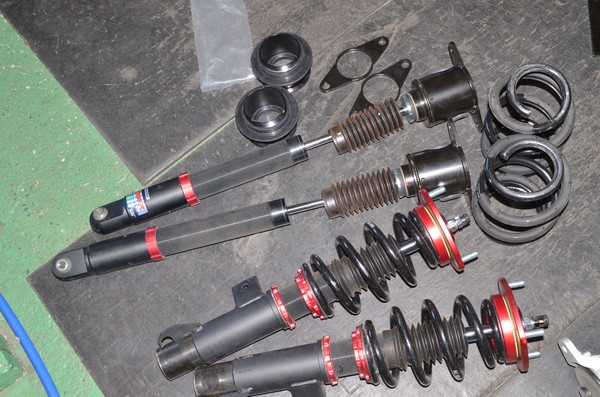 MAZDA3 ファストバック BPEJ3P BLITZ ZZ-R DAMPER 車高調取付 四輪