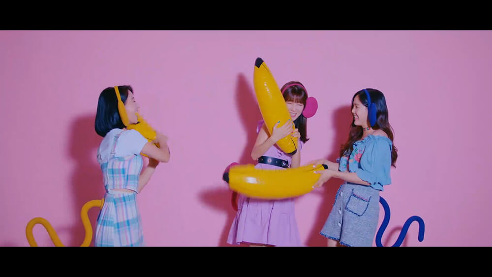 OH MY GIRL「バナナが食べれないサル」MV – PUNCH01 Inc.