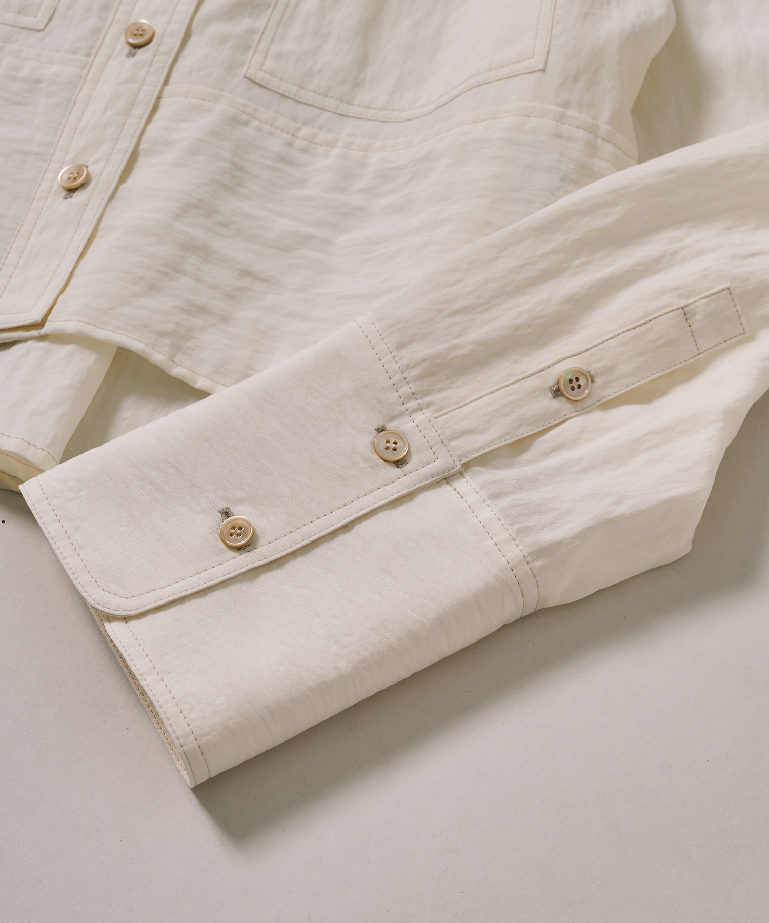 ダブルポケットレーヨンショートシャツ(FREE WHITE): : ウィメンズ