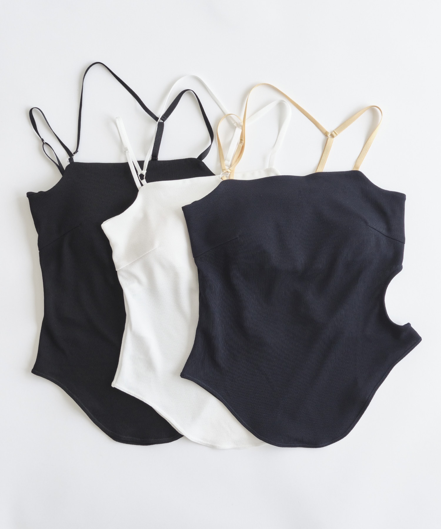 hazyサイドホールキャミソール(1 WHITE): : ウィメンズ｜PUBLIC TOKYO