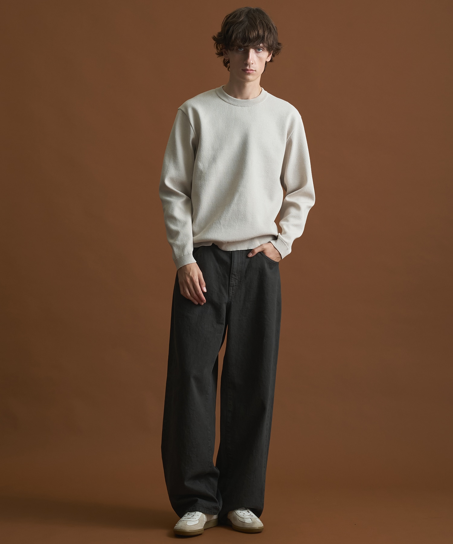 バウンドウールライトクルーネックニット(1 WHITE): : メンズ｜PUBLIC