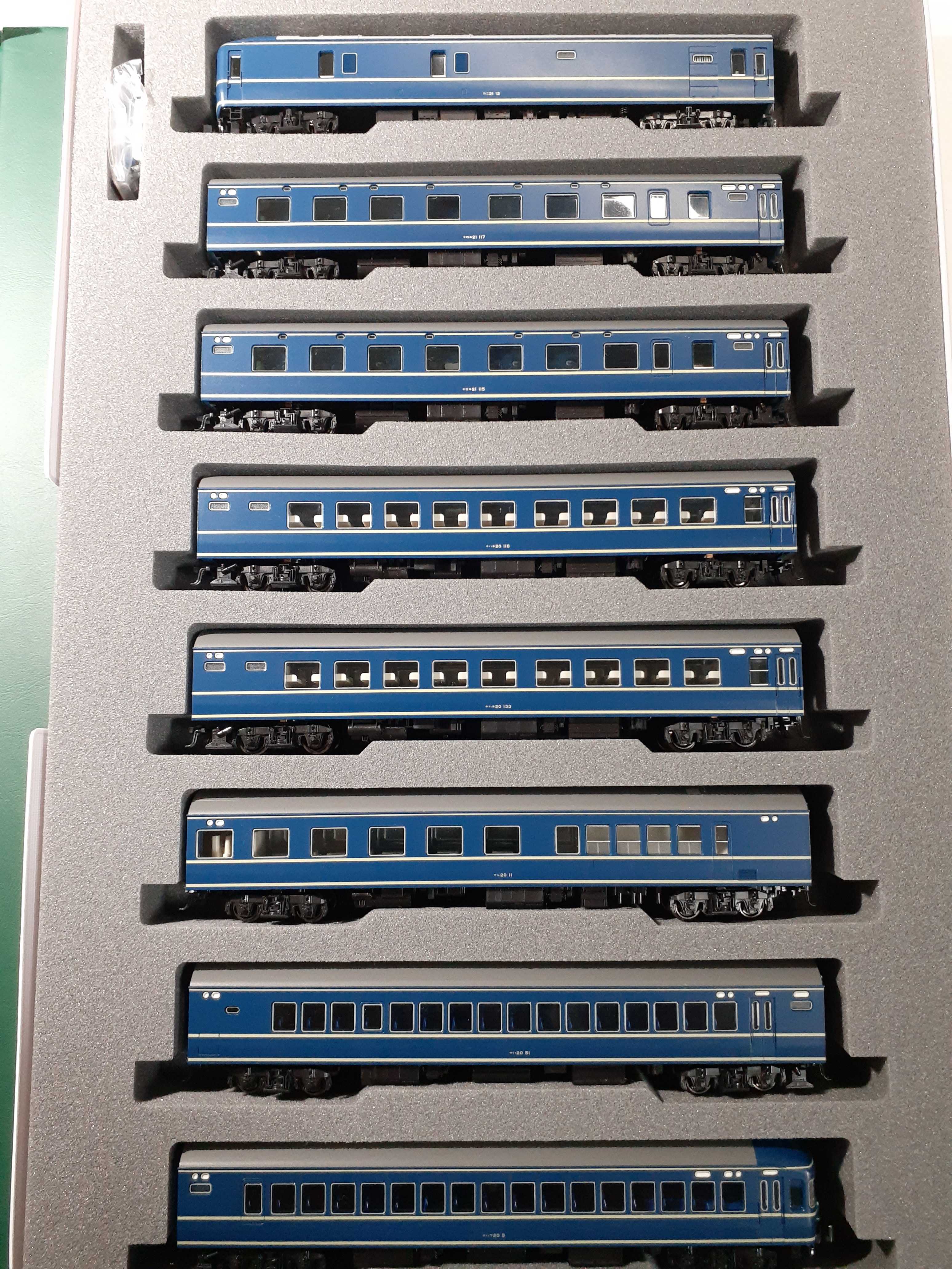🔴入線 Kato 10-1518 20系寝台特急｢ゆうづる・はくつる｣ 8両基本ｾｯﾄ