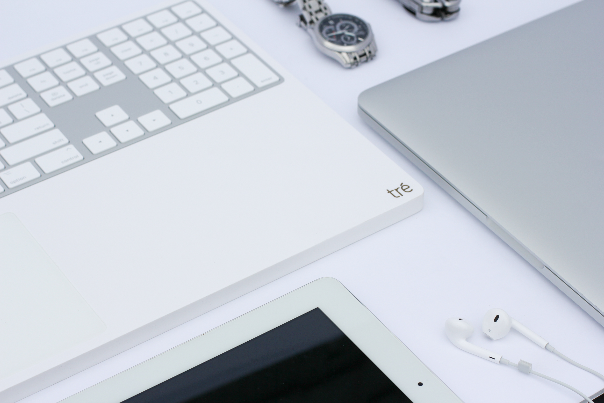 The big tré (white) | Apple Magic Keyboard Numeric Keypad and