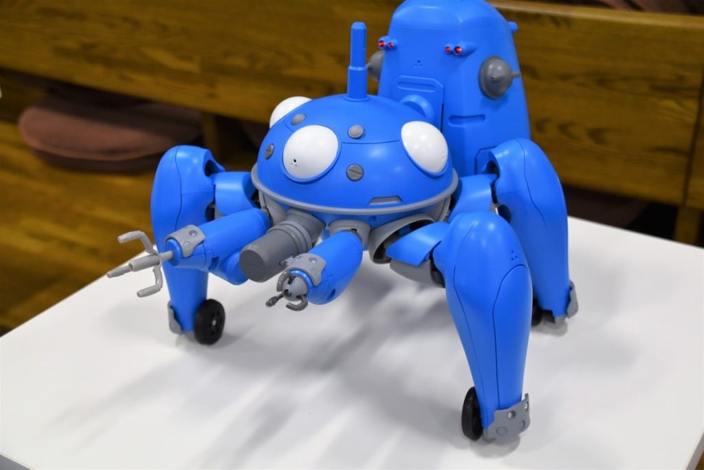 動画アリ】動く・会話する・並列化する！ スマホで操作できる『1/8