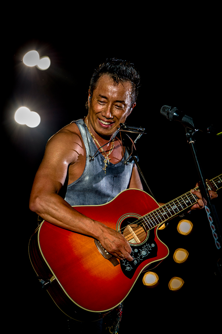 今夏の奇跡！長渕剛だ！富士山麓10万人ライブ映像化決定だー！ | Qetic