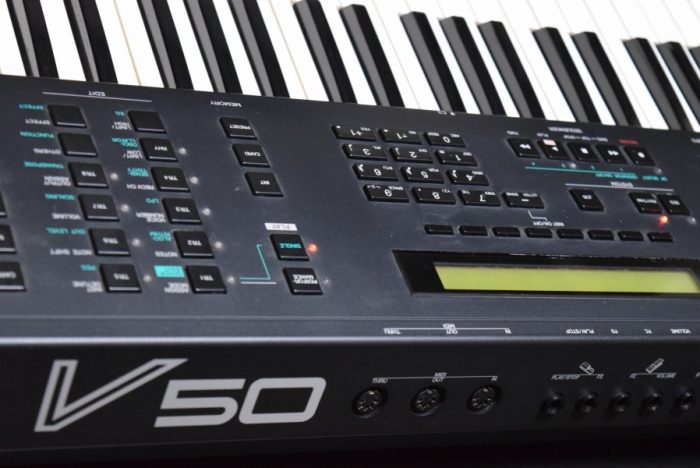 80年代後期にヤマハから発売された、FM音源、オール・イン・ワン