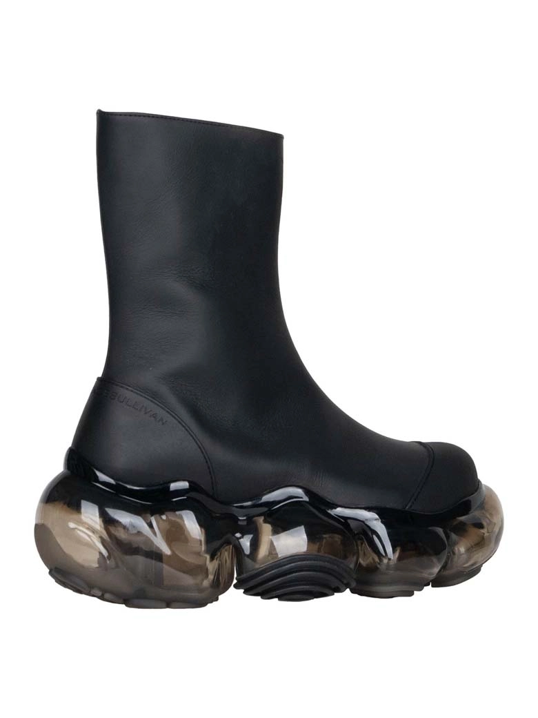 JOHN LAWRENCE SULLIVAN x grounds スタイリングに絶妙な違和感を