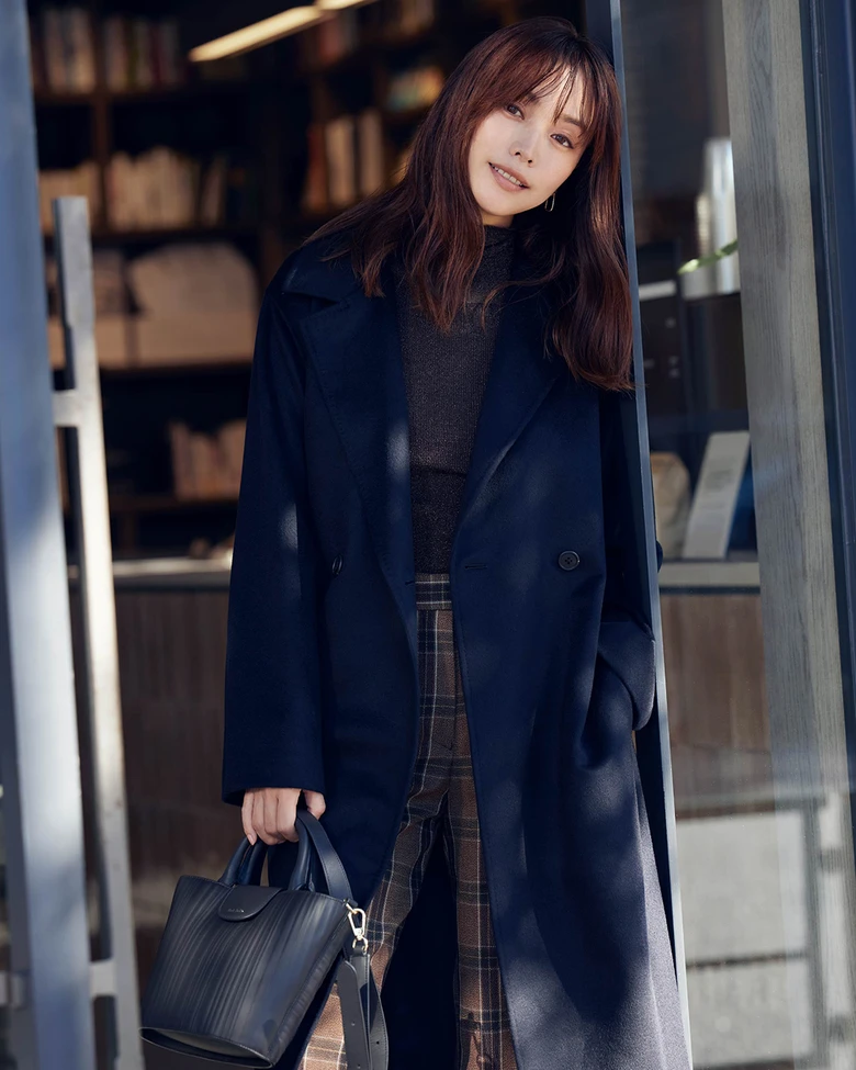 蛯原友里が着るPaul Smith ウィメンズのウィンターセレクションが公開