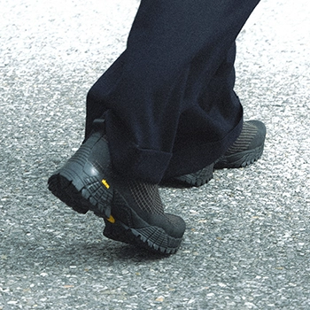 THE NORTH FACE、都市と自然を繋ぐ新型シューズ「TOWNT II GORE-TEX