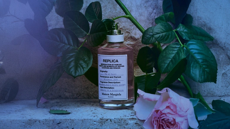 Maison Margiela Fragrances、新作「アップ アット ドーン」2/5（木