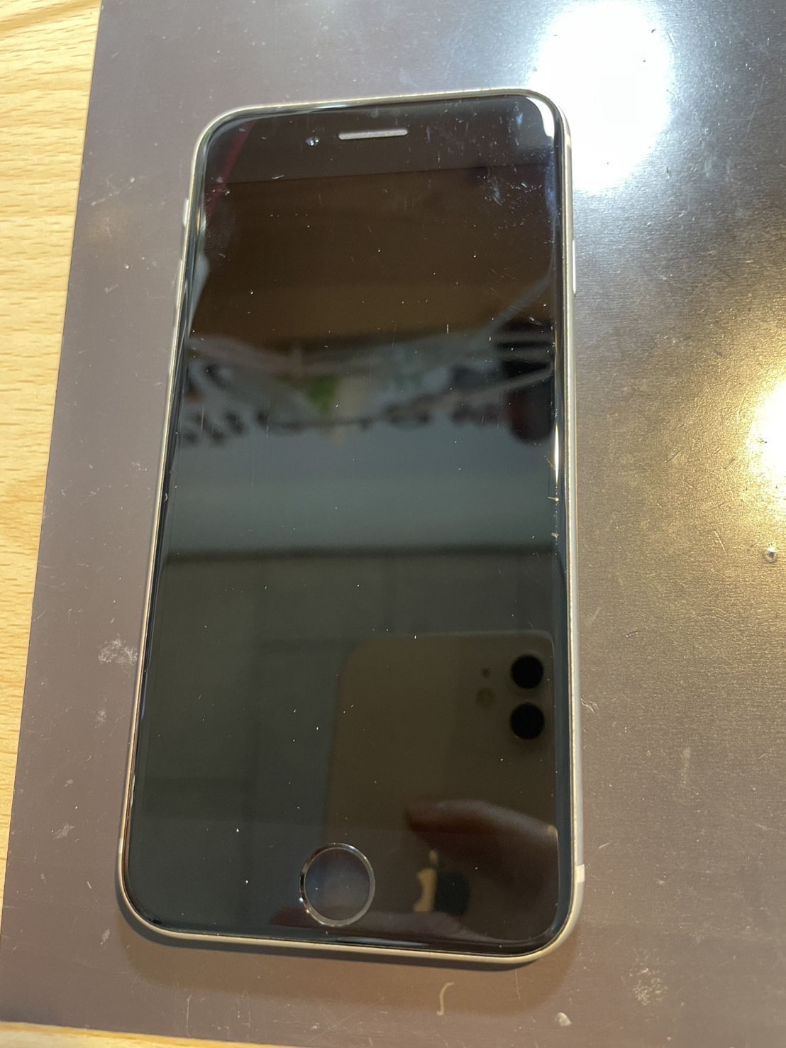 修理実績】iPhone SE（第2世代）ホームボタンが反応しない？実は液晶