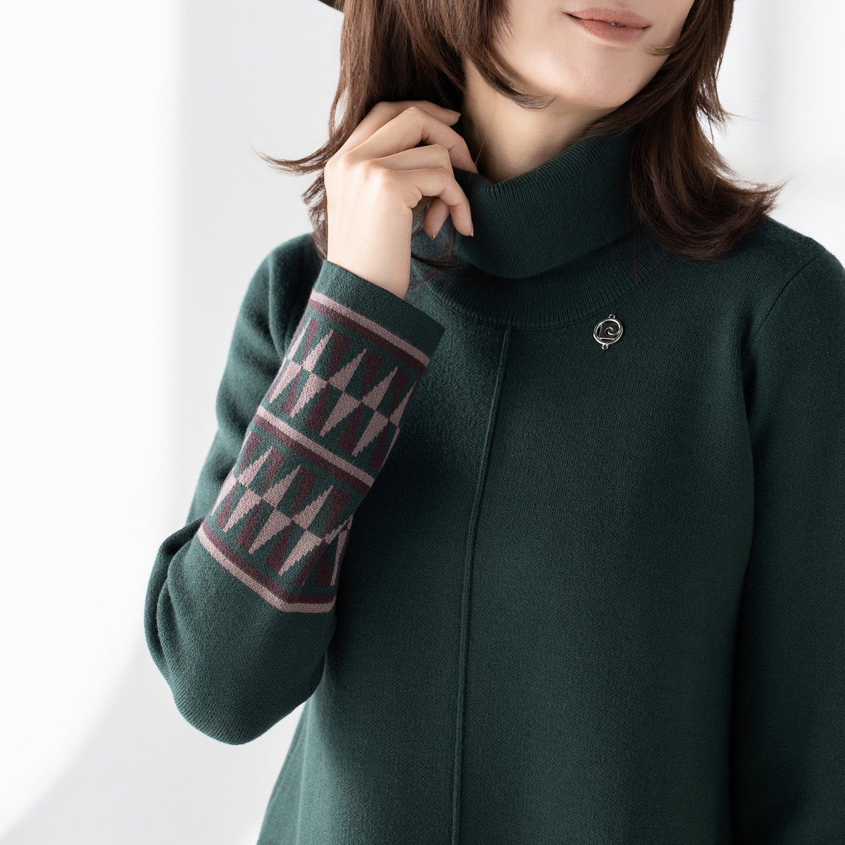 PCD ジャカードラインのモダンニットワンピース ピエール カルダン