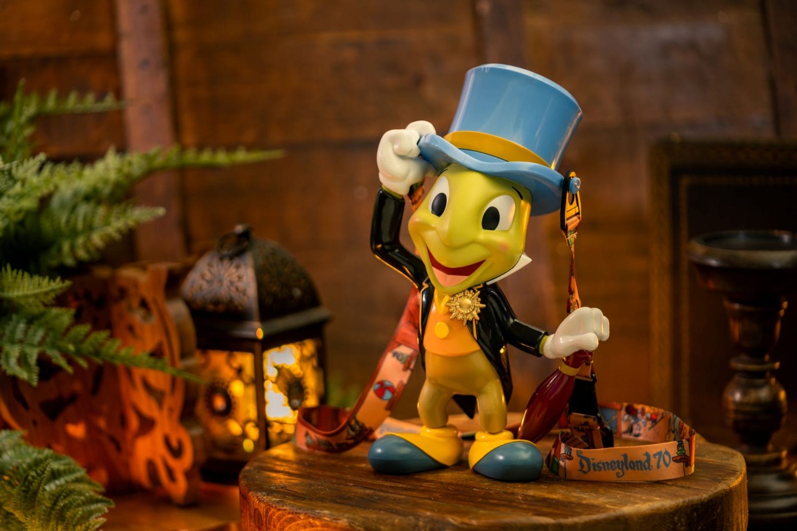 Jiminy Cricket Sipper & Mad Tea Party Teacups Bottle Topper Coming