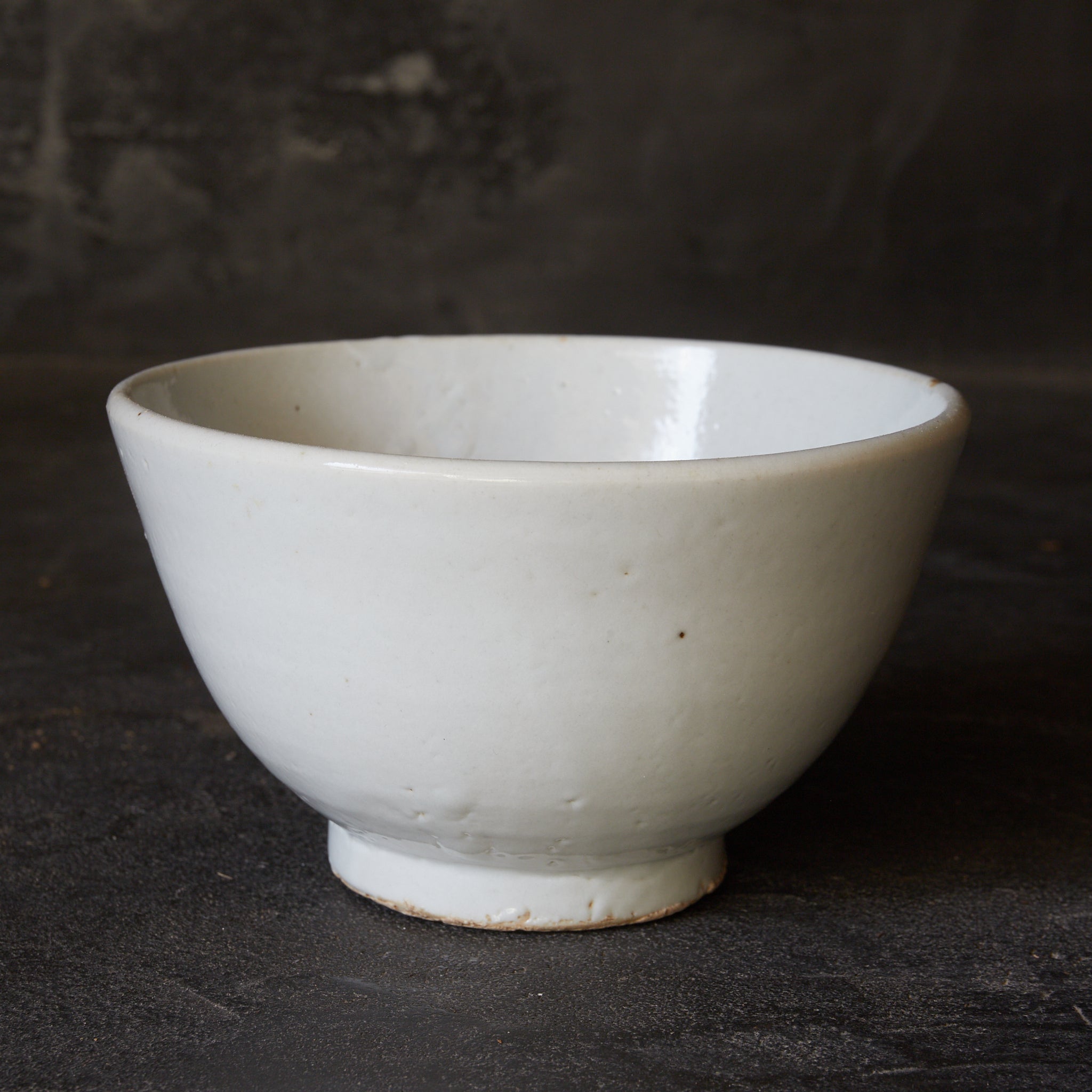 李朝 白磁大碗（1392–1897 CE） | 入蘆花（ロカニイル）