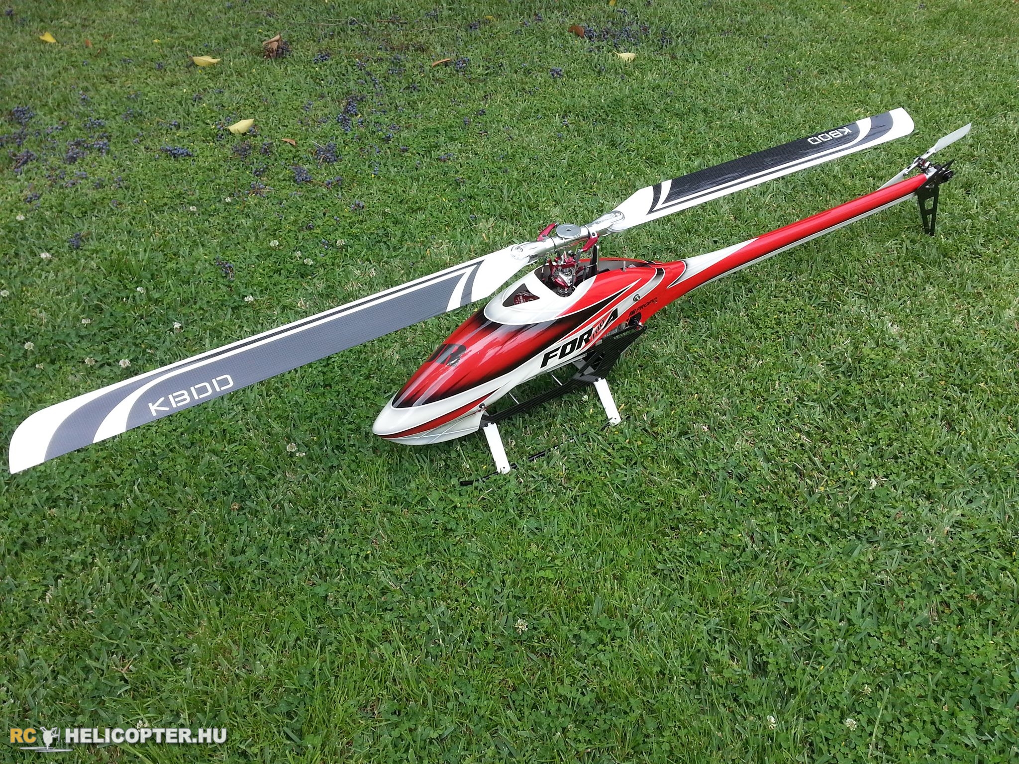 JR returns with Forza 700 - rchelicopterhub.com