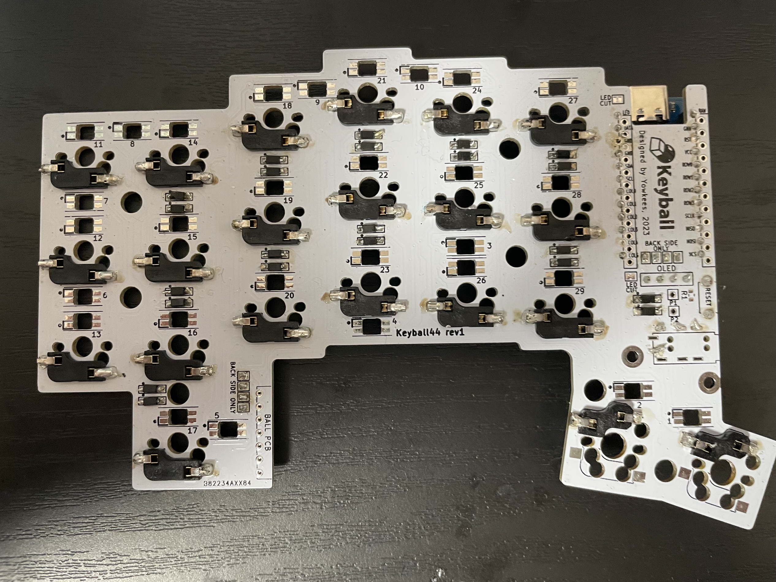 生産性向上】ガジェットマニアの現役エンジニアによる「Keyball44