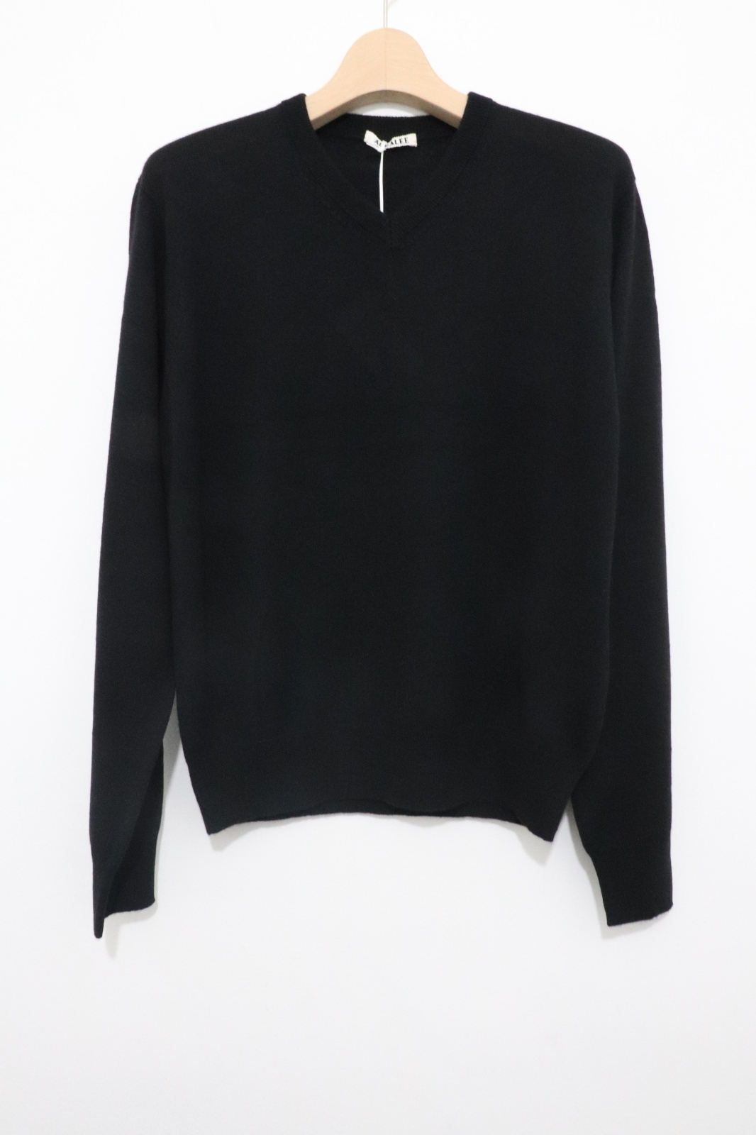 AURALEE(オーラリー) SUPER FINE CASHMERE SILK KNIT V-NECK P/O