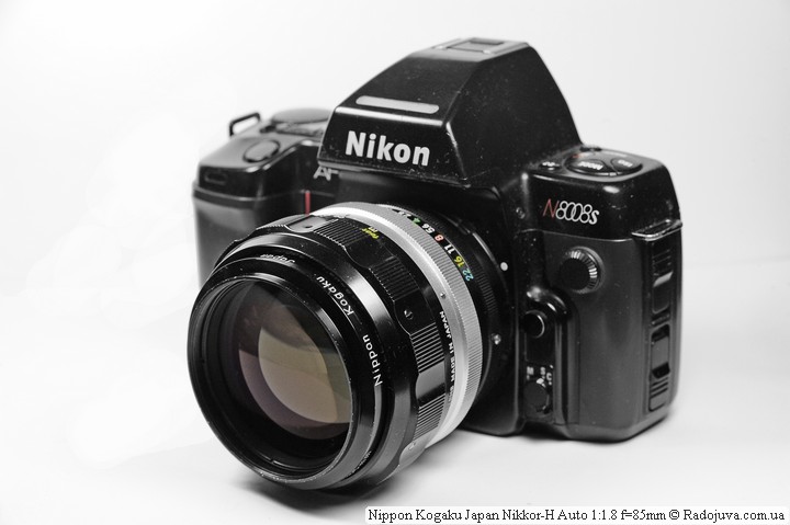 Review Nippon Kogaku Japan Nikkor-H Auto 1: 1.8 f = 85mm | Happy