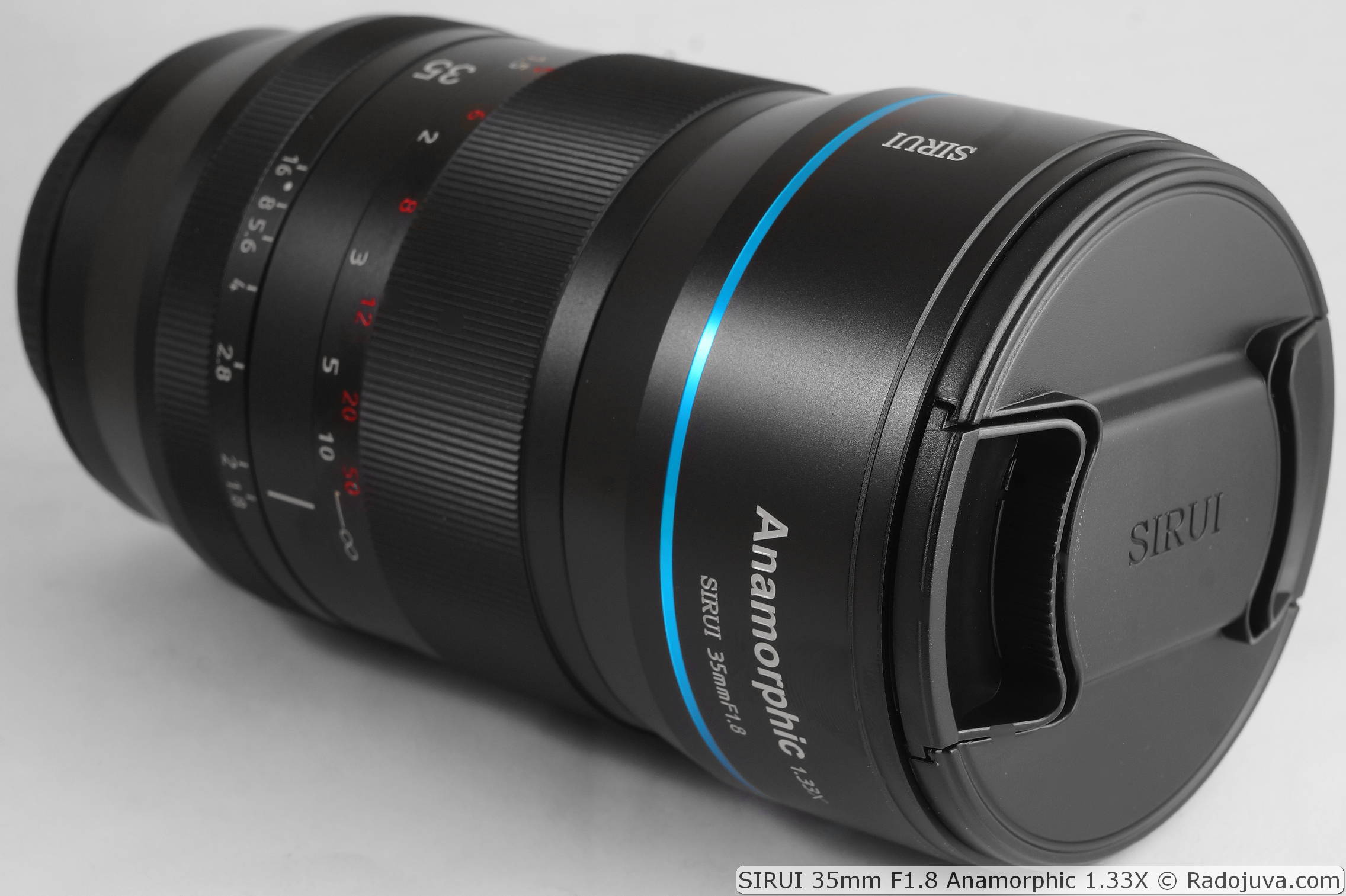 SIRUI 35mm F1.8 Anamorphic 1.33X (APS-C: E, Z, EF-M, X, L, RF +