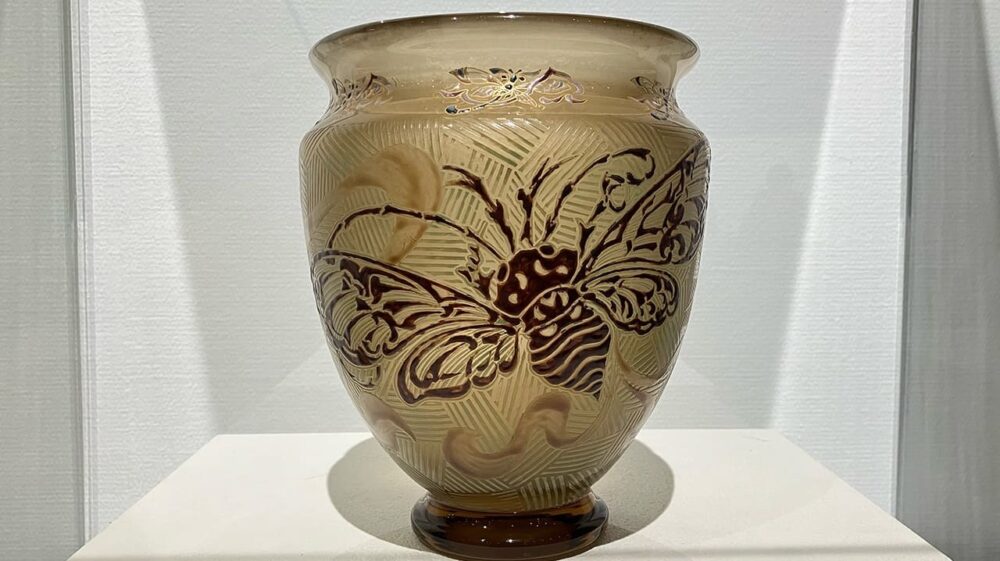 エミール・ガレの芸術を一望できる展覧会が渋谷区立松濤美術館で開催中