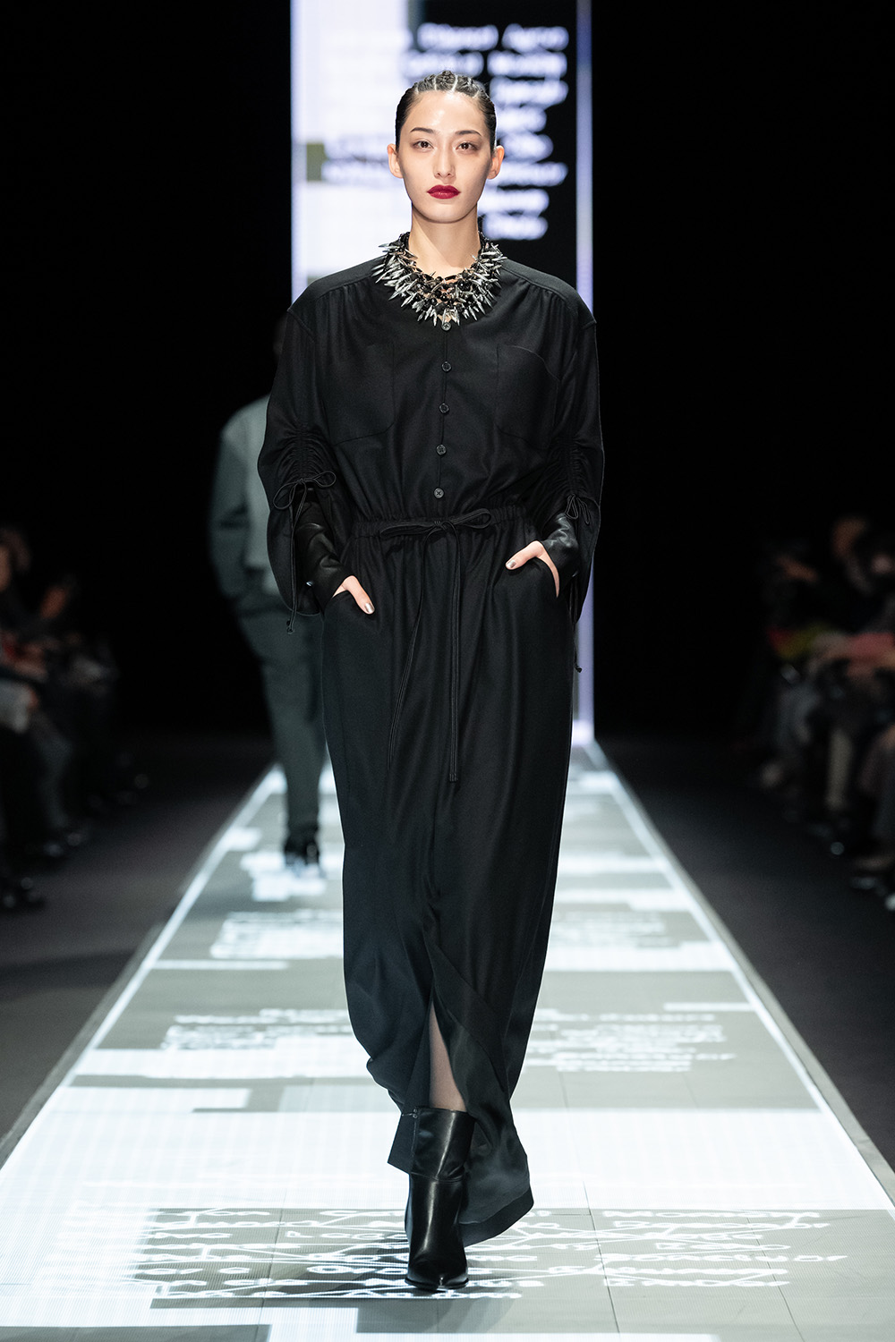 TAE ASHIDA タエアシダ | Rakuten Fashion Week TOKYO（楽天