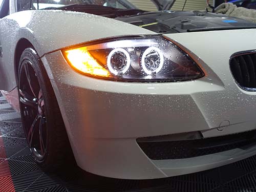 BMW Z4(E85) USサイドマーカーが点灯してしまう不具合の修理作業