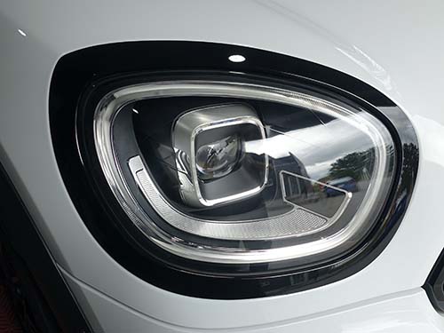 ミニ クロスオーバー(F60) 前期モデルへLCI用LEDヘッドライトを後付