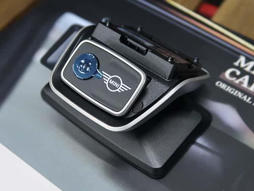 ミニ ハッチバック(F55) 純正ドライブレコーダーAdvanced Car Eye 3.0