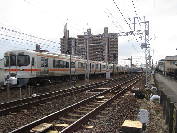 JR東海】313系3両編成×2本による重連の珍しい特別快速が運行 | 鉄道