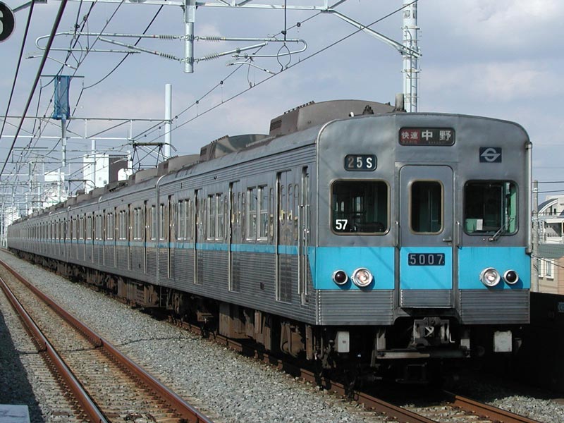 営団・東京メトロ5000系