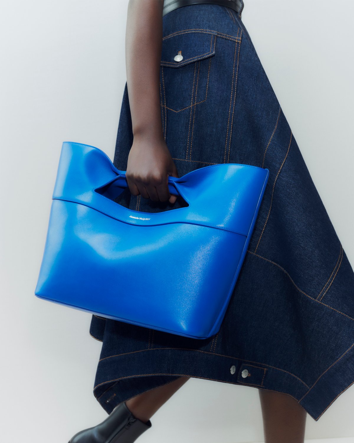 Alexander McQueen unveils the new Bow Bag - RAIN Magazine