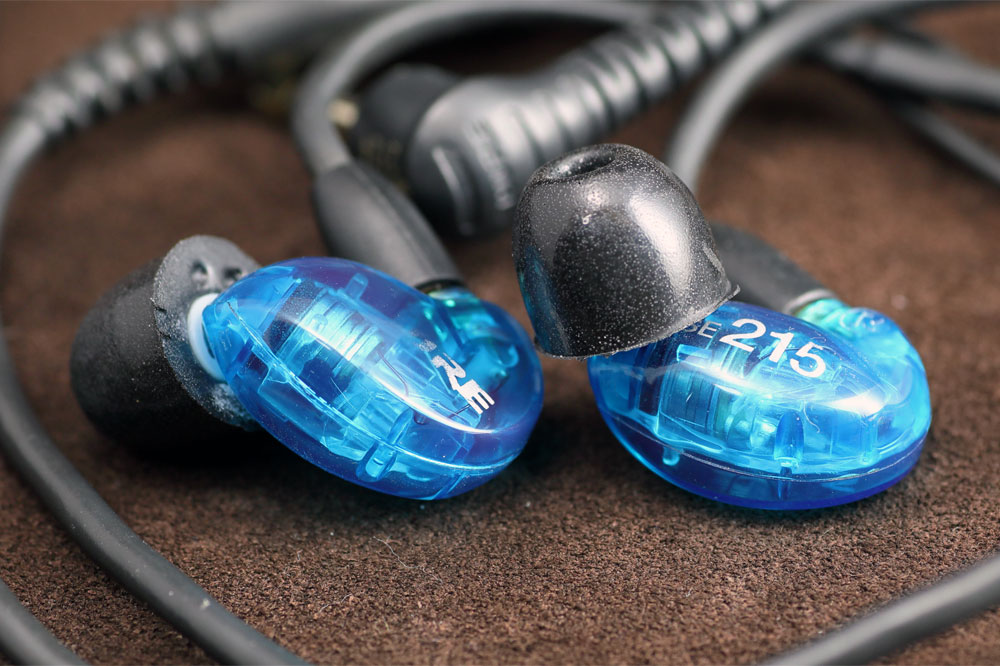 8年目に突入。Shure SE215 Special EditionとMW600