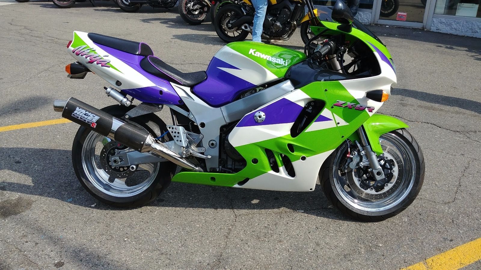 Nicer than Nice - 1994 and 1995 Kawasaki ZX-9R - Rare