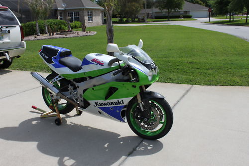 1992 Kawasaki ZX7R - Rare SportBikesForSale