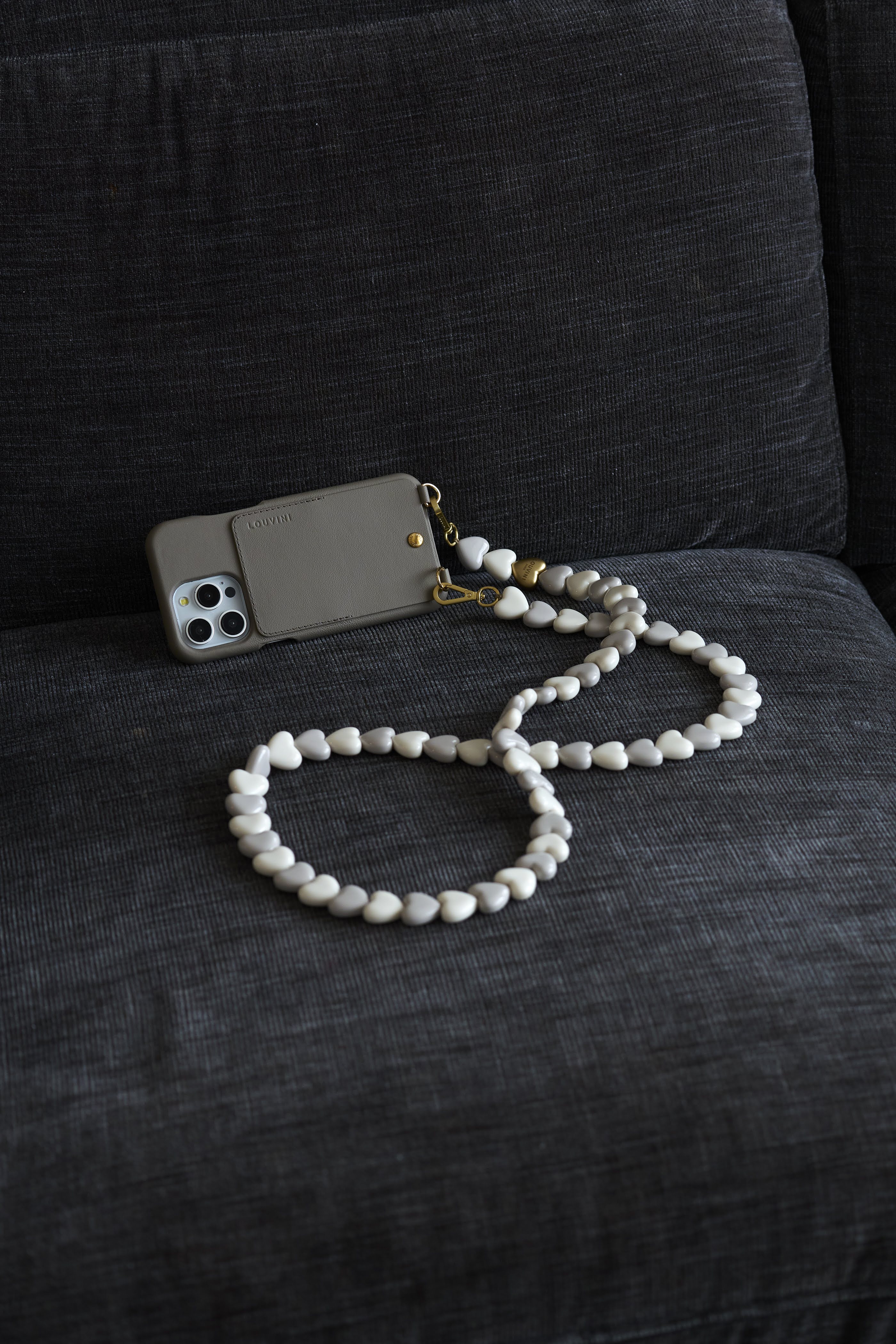 ケース】LOU / TAUPE / iPhone14Pro – R deco interiors