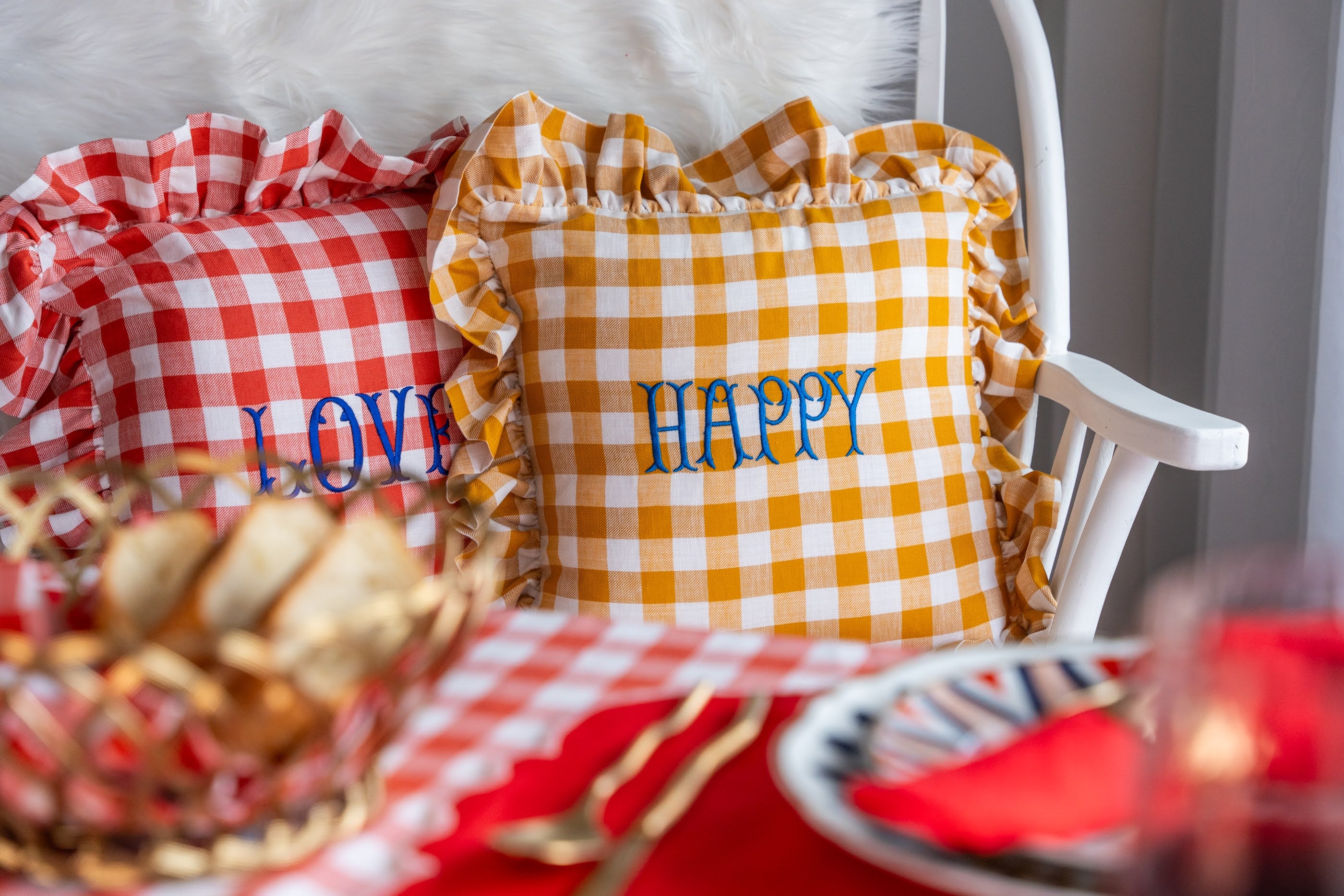 ギンガムチェッククッション LOVEレッド – R deco interiors