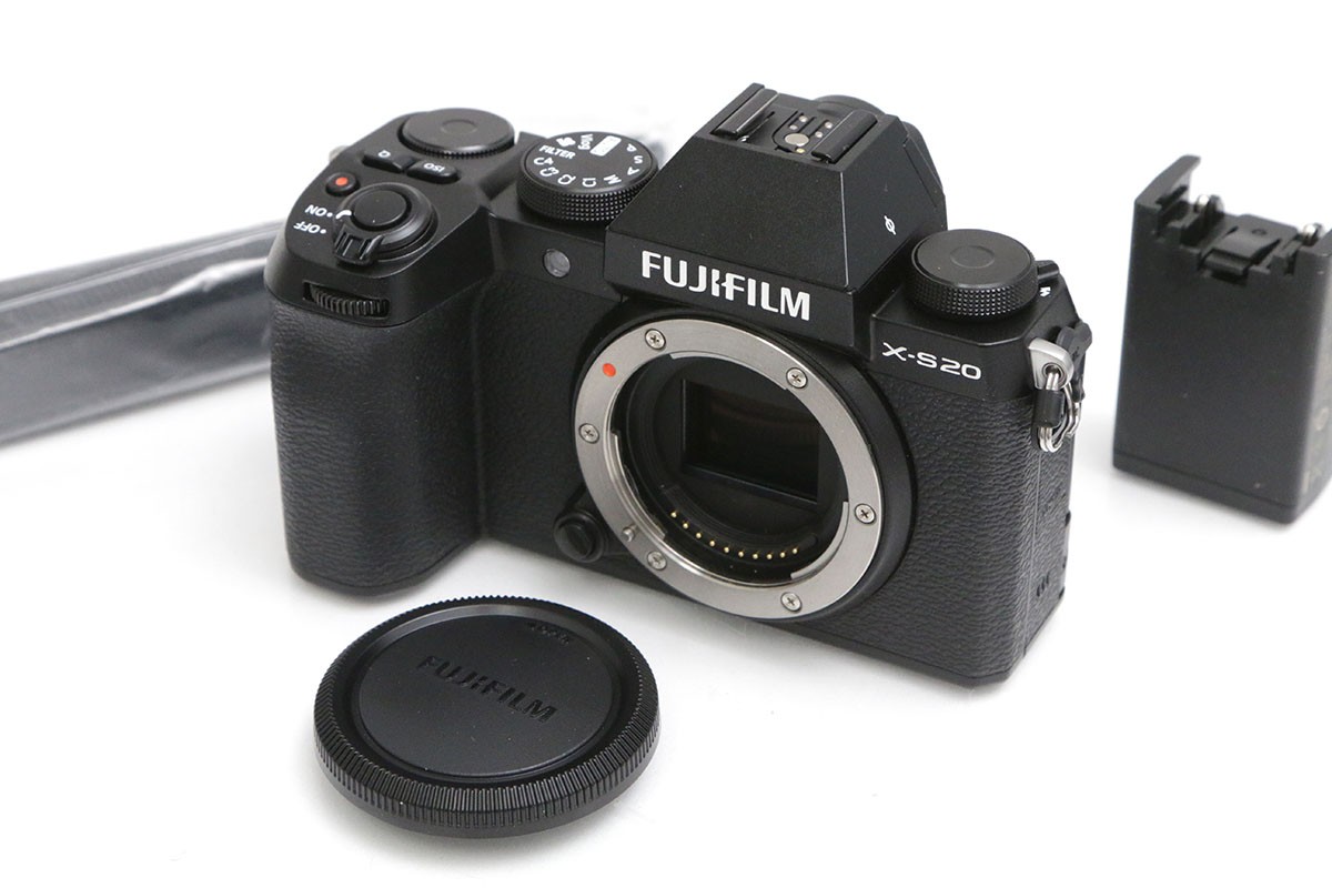 価格.com - 富士フイルム FUJIFILM X-T3 ボディ [シルバー] 純正オプション